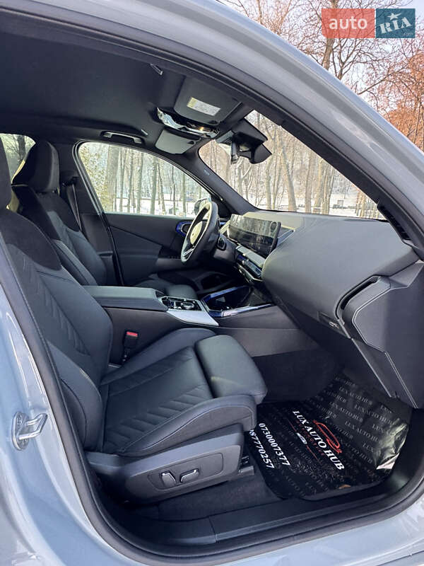 Внедорожник / Кроссовер BMW X3 2025 в Киеве