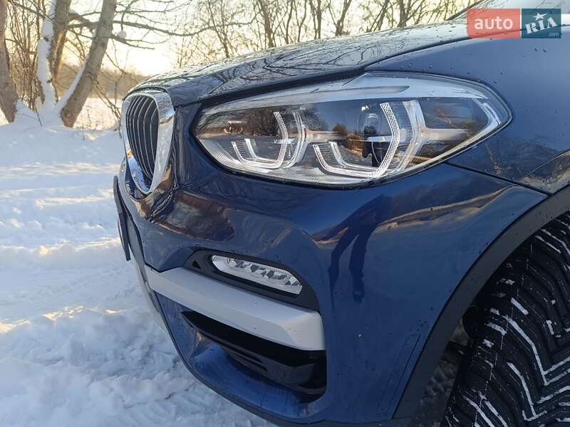 Внедорожник / Кроссовер BMW X3 2018 в Львове