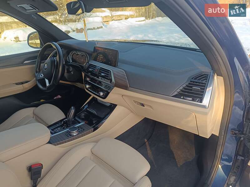 Внедорожник / Кроссовер BMW X3 2018 в Львове