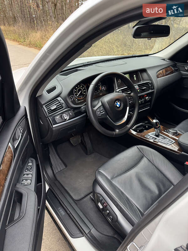 Внедорожник / Кроссовер BMW X3 2016 в Киеве