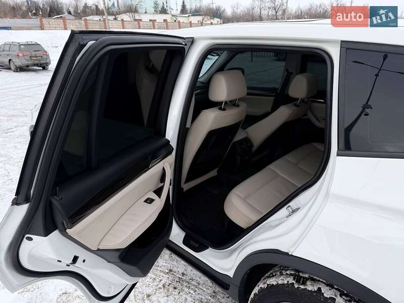 Внедорожник / Кроссовер BMW X3 2013 в Кривом Роге
