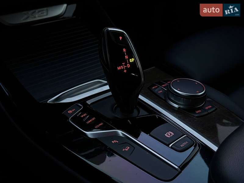 Внедорожник / Кроссовер BMW X3 2018 в Киеве