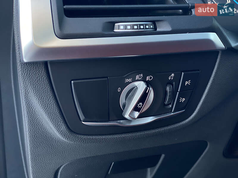 Внедорожник / Кроссовер BMW X3 2023 в Киеве