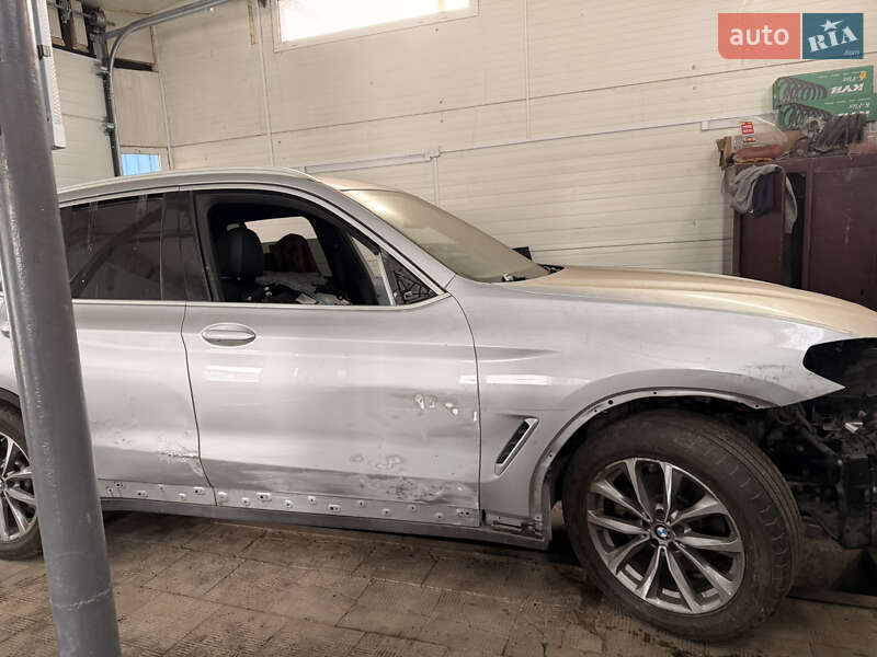 Внедорожник / Кроссовер BMW X3 2018 в Харькове