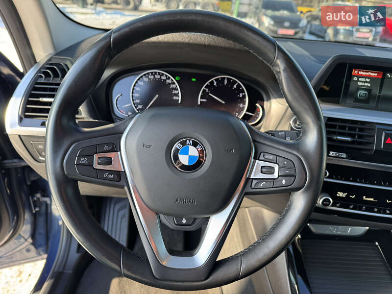 Внедорожник / Кроссовер BMW X3 2017 в Полтаве