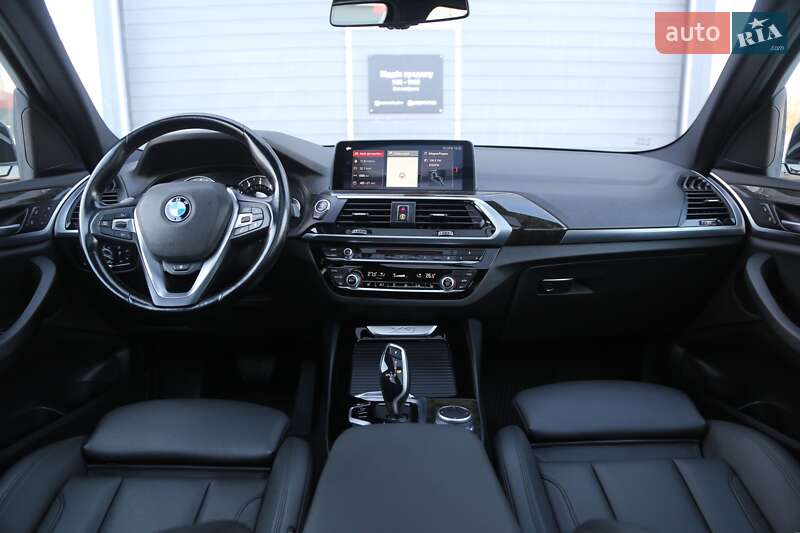 Внедорожник / Кроссовер BMW X3 2018 в Киеве