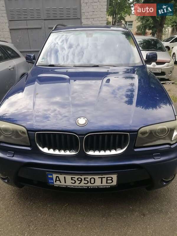 Внедорожник / Кроссовер BMW X3 2004 в Вишневом