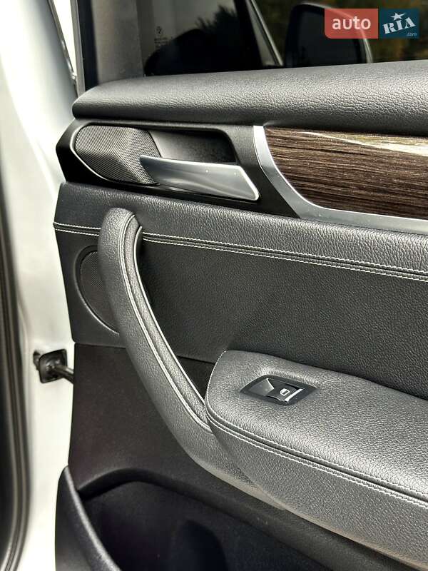 Внедорожник / Кроссовер BMW X3 2015 в Днепре