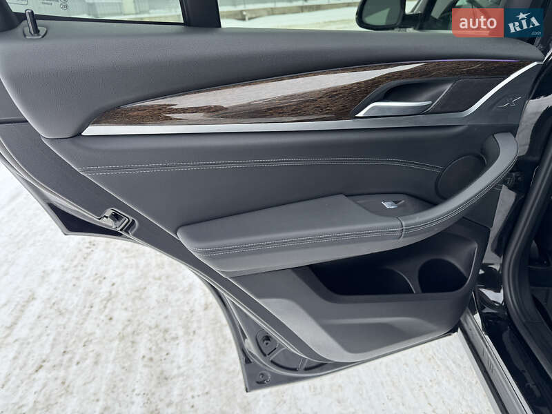 Внедорожник / Кроссовер BMW X3 2020 в Днепре фото 35 Внедорожник / Кроссовер BMW X3 2020 в Днепре