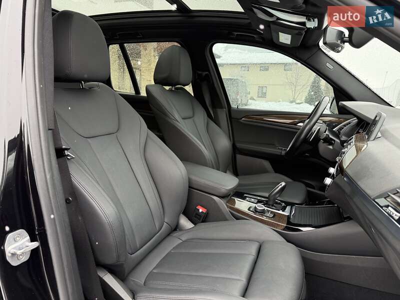 Позашляховик / Кросовер BMW X3 2018 в Львові