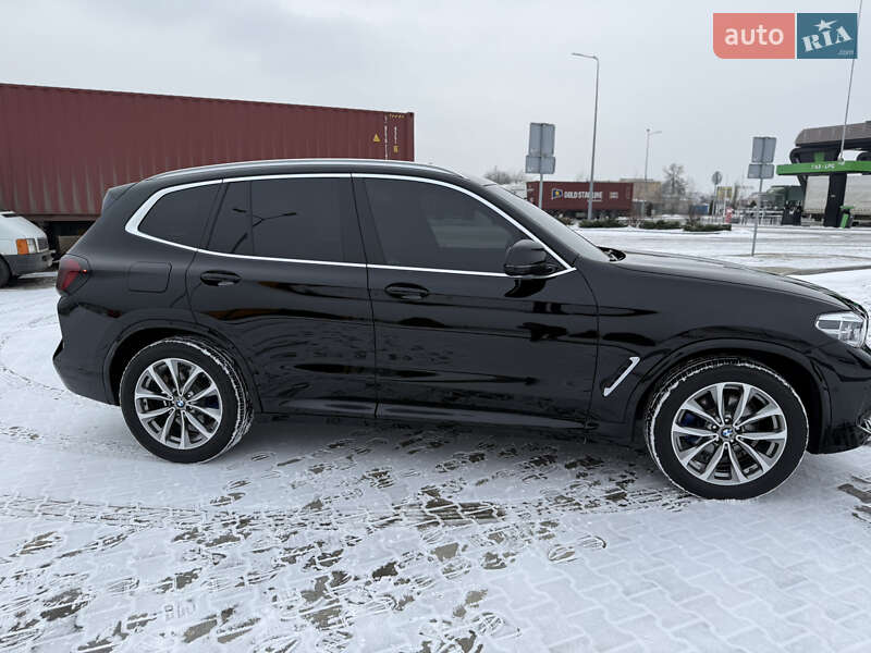 Внедорожник / Кроссовер BMW X3 2019 в Одессе