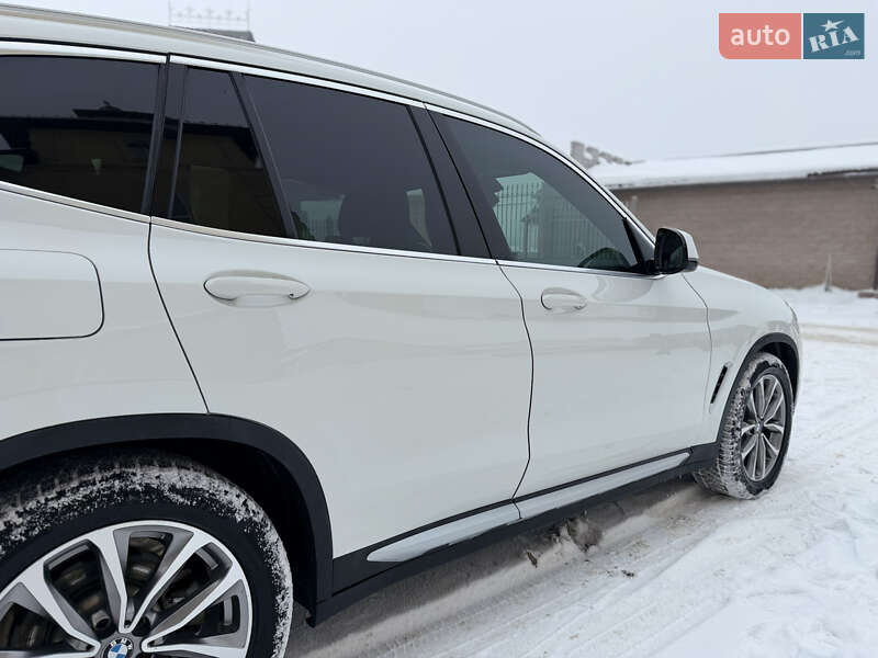 Позашляховик / Кросовер BMW X3 2019 в Кременці