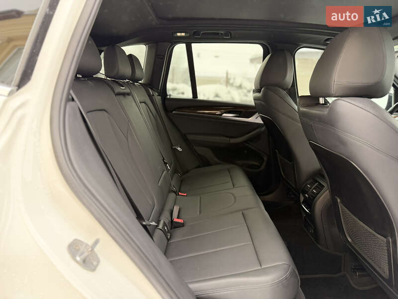 Позашляховик / Кросовер BMW X3 2019 в Кременці