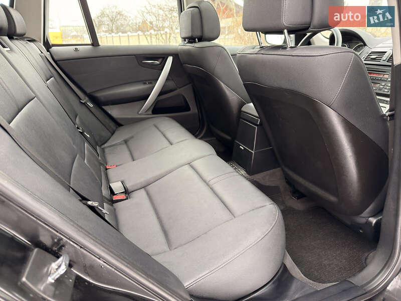 Внедорожник / Кроссовер BMW X3 2010 в Ивано-Франковске