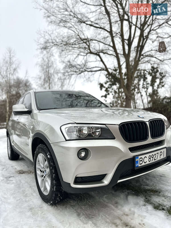 BMW X3 2011