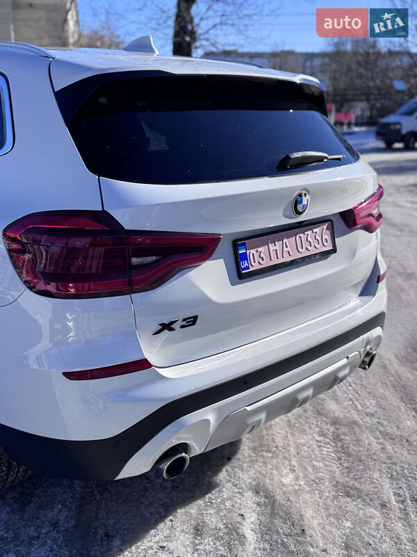 Внедорожник / Кроссовер BMW X3 2018 в Киеве