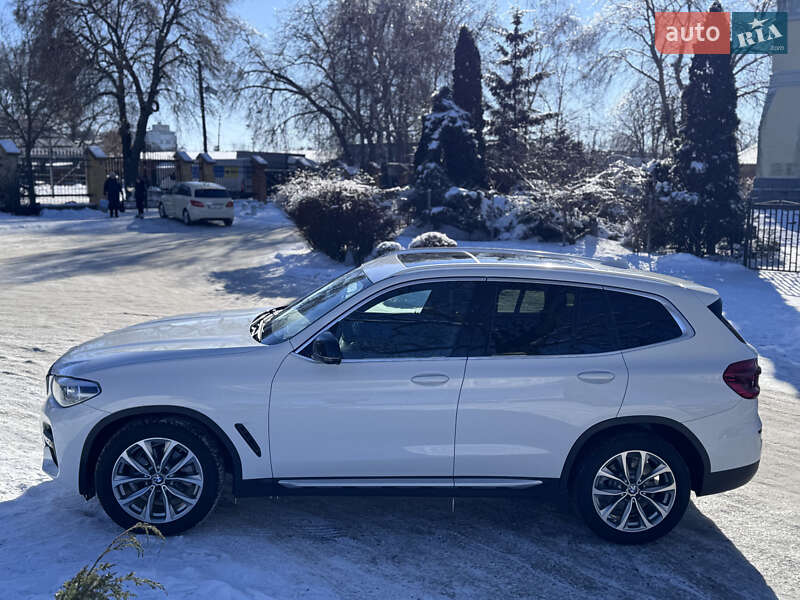 Внедорожник / Кроссовер BMW X3 2018 в Киеве