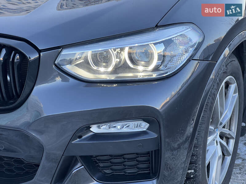 Внедорожник / Кроссовер BMW X3 2018 в Киеве