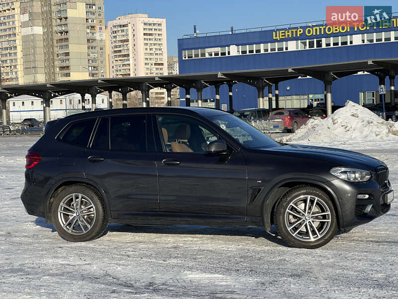 Внедорожник / Кроссовер BMW X3 2018 в Киеве