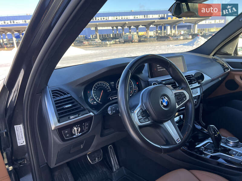 Внедорожник / Кроссовер BMW X3 2018 в Киеве