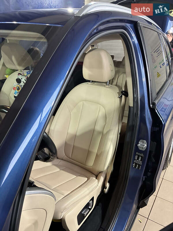 Внедорожник / Кроссовер BMW X3 2018 в Киеве