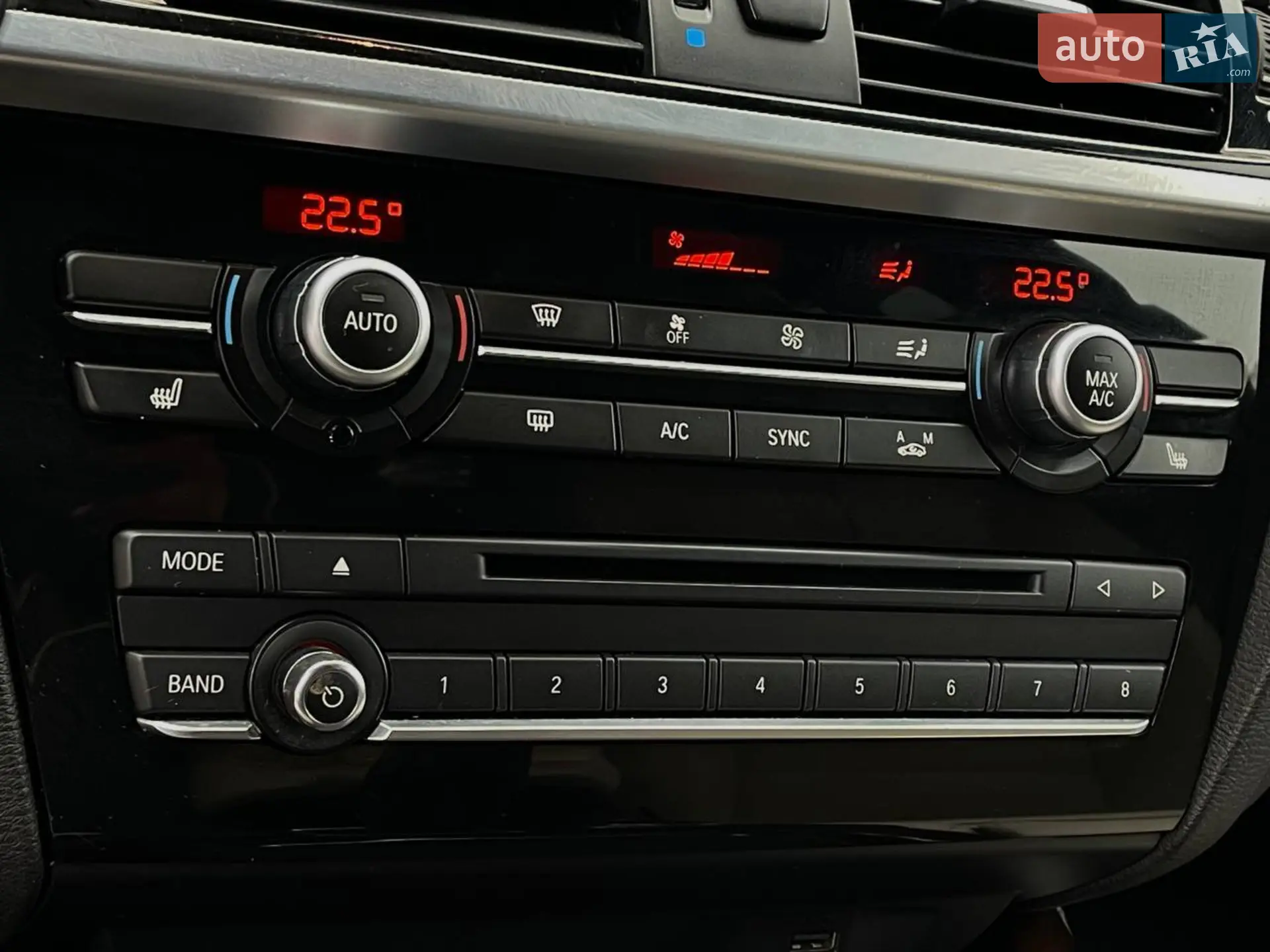 2016 BMW X3 - мініатюра 34
