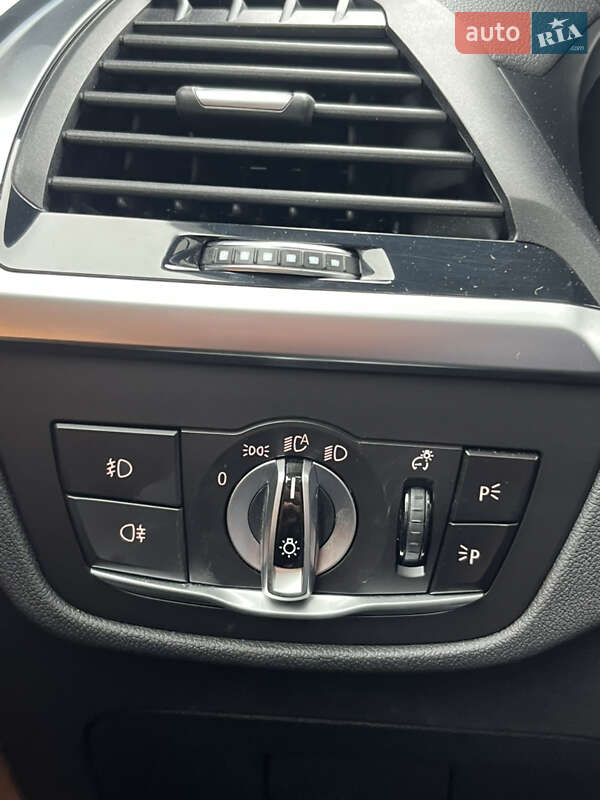 Внедорожник / Кроссовер BMW X3 2018 в Львове