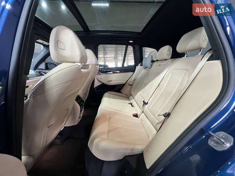 Внедорожник / Кроссовер BMW X3 2022 в Одессе