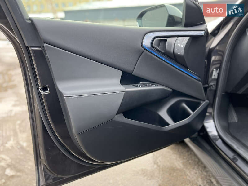 Позашляховик / Кросовер BMW X3 2025 в Києві фото 30 Позашляховик / Кросовер BMW X3 2025 в Києві