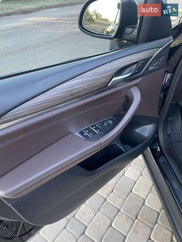 Позашляховик / Кросовер BMW X3 2018 в Івано-Франківську