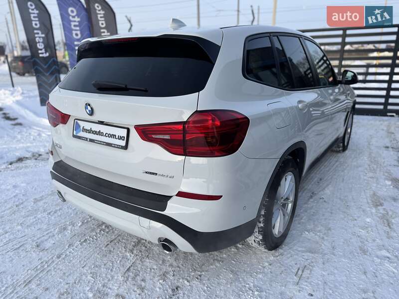 Внедорожник / Кроссовер BMW X3 2021 в Ровно