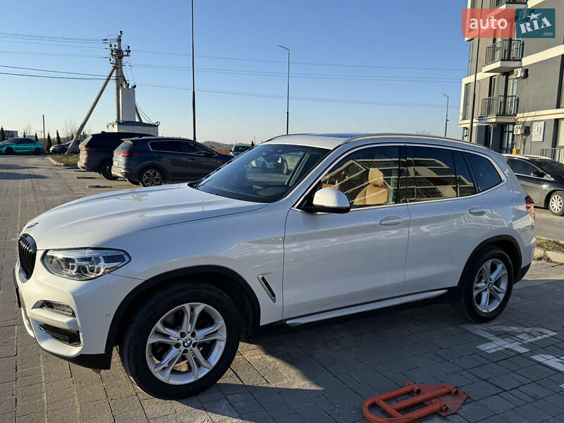 Внедорожник / Кроссовер BMW X3 2020 в Львове