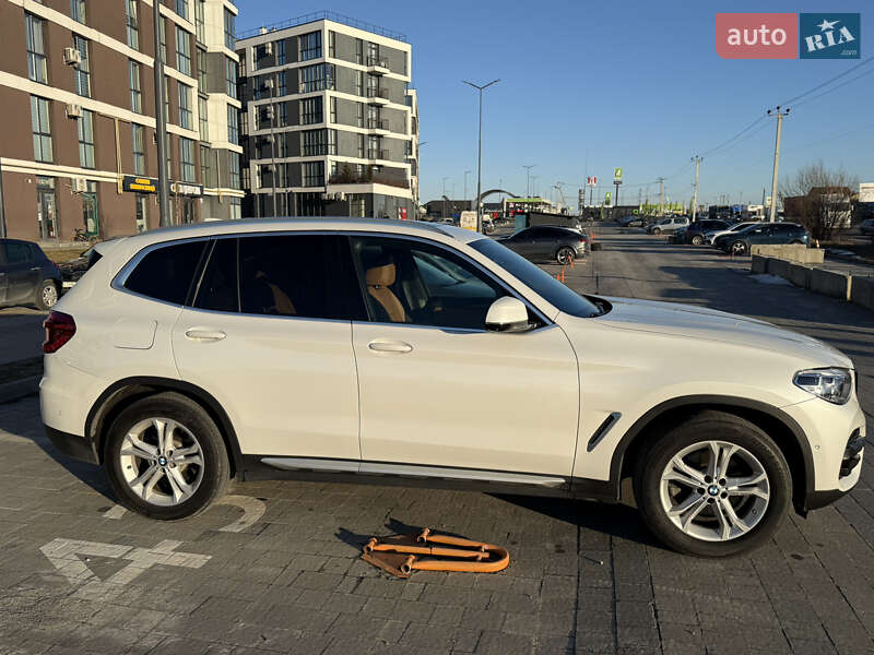 Внедорожник / Кроссовер BMW X3 2020 в Львове