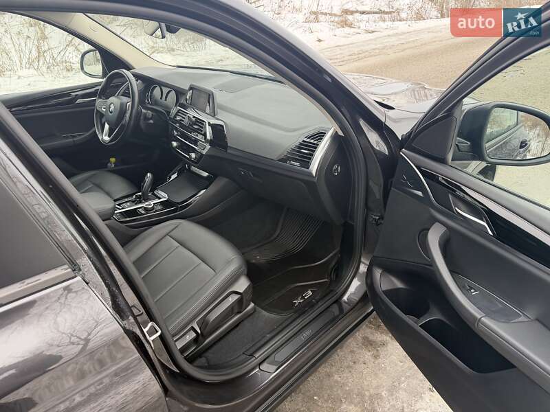 Позашляховик / Кросовер BMW X3 2018 в Броварах фото 6 Позашляховик / Кросовер BMW X3 2018 в Броварах
