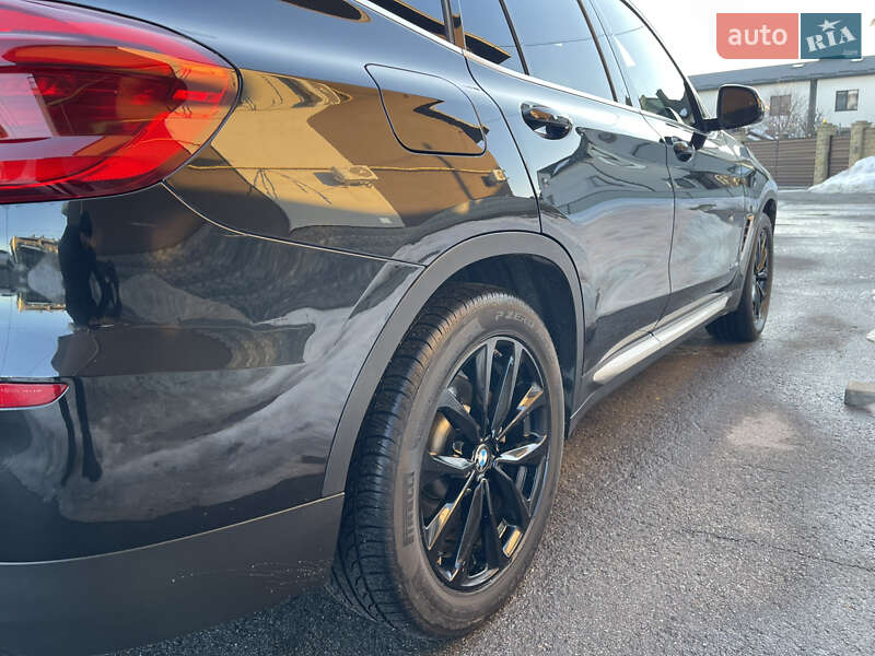 Внедорожник / Кроссовер BMW X3 2018 в Тернополе