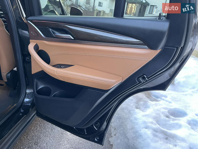 Внедорожник / Кроссовер BMW X3 2018 в Тернополе