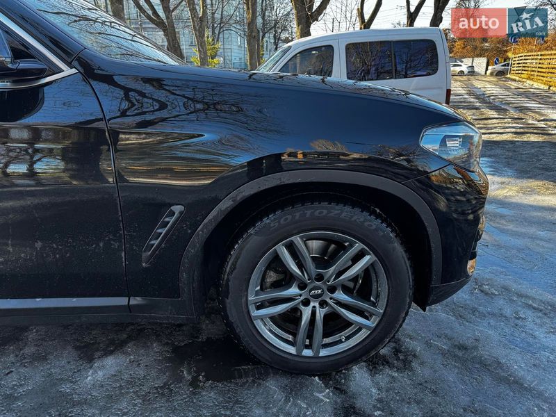 Внедорожник / Кроссовер BMW X3 2018 в Киеве