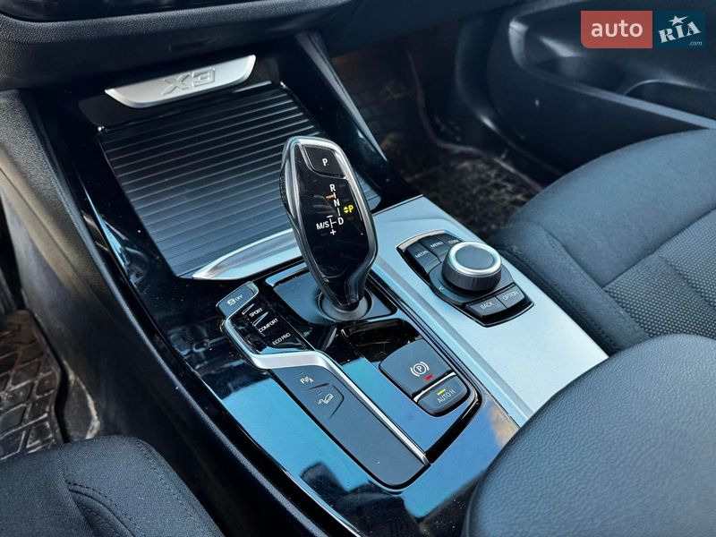 Внедорожник / Кроссовер BMW X3 2018 в Киеве