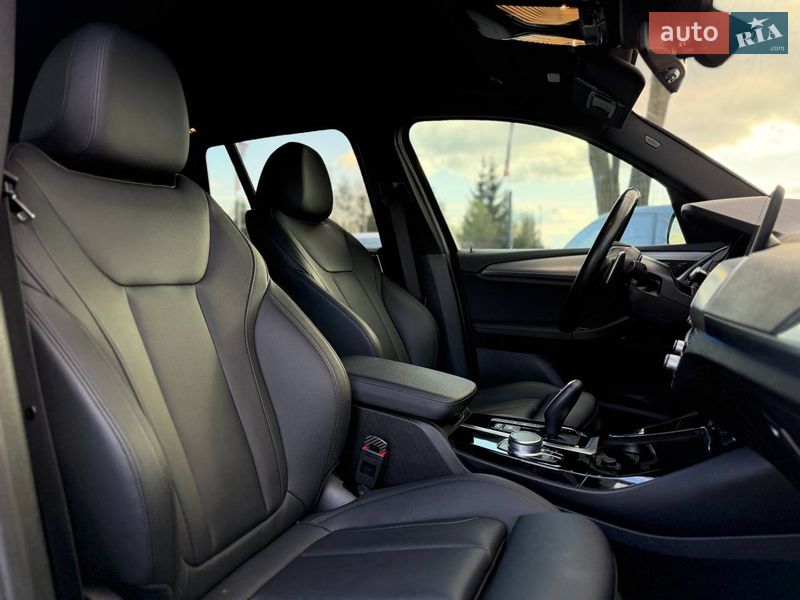 Внедорожник / Кроссовер BMW X3 2021 в Львове
