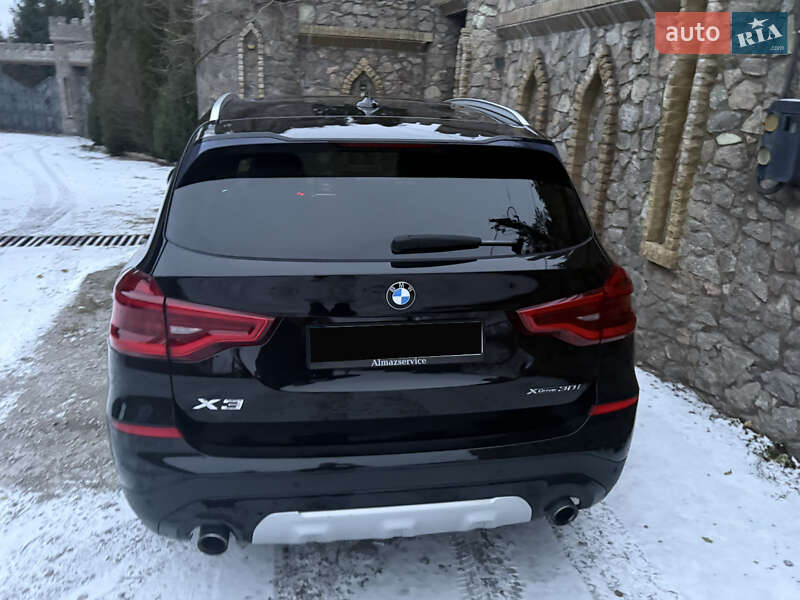 Внедорожник / Кроссовер BMW X3 2018 в Каменском