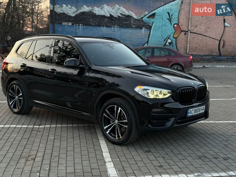 Внедорожник / Кроссовер BMW X3 2019 в Луцке