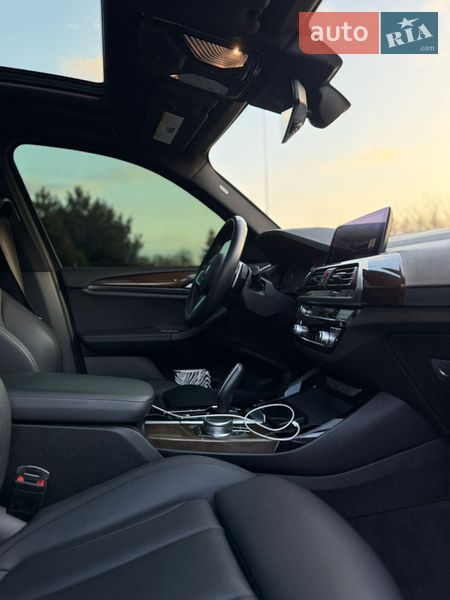 Внедорожник / Кроссовер BMW X3 2019 в Луцке