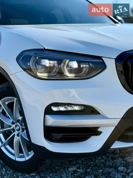 Позашляховик / Кросовер BMW X3 2020 в Новояворівську