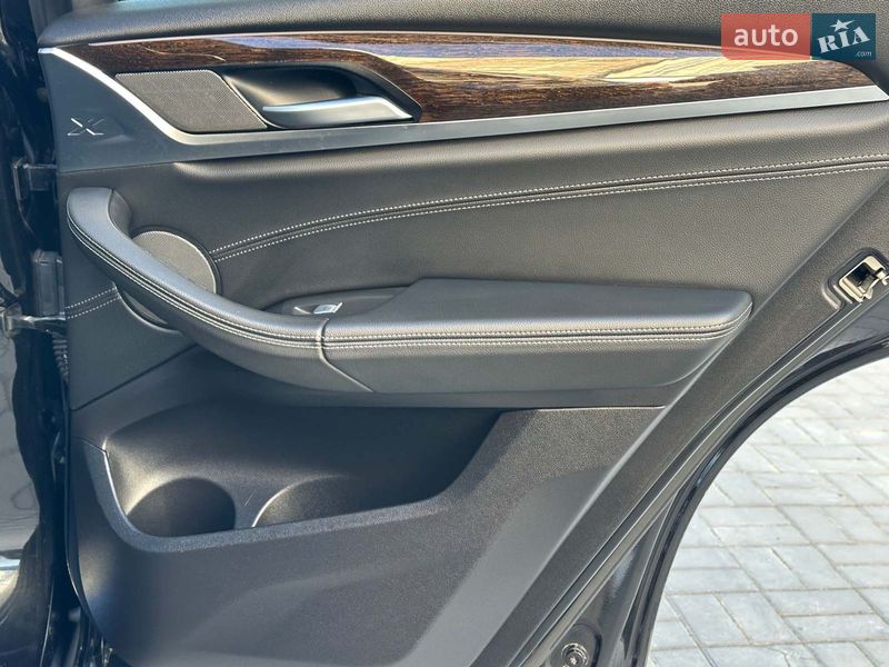 Внедорожник / Кроссовер BMW X3 2020 в Одессе