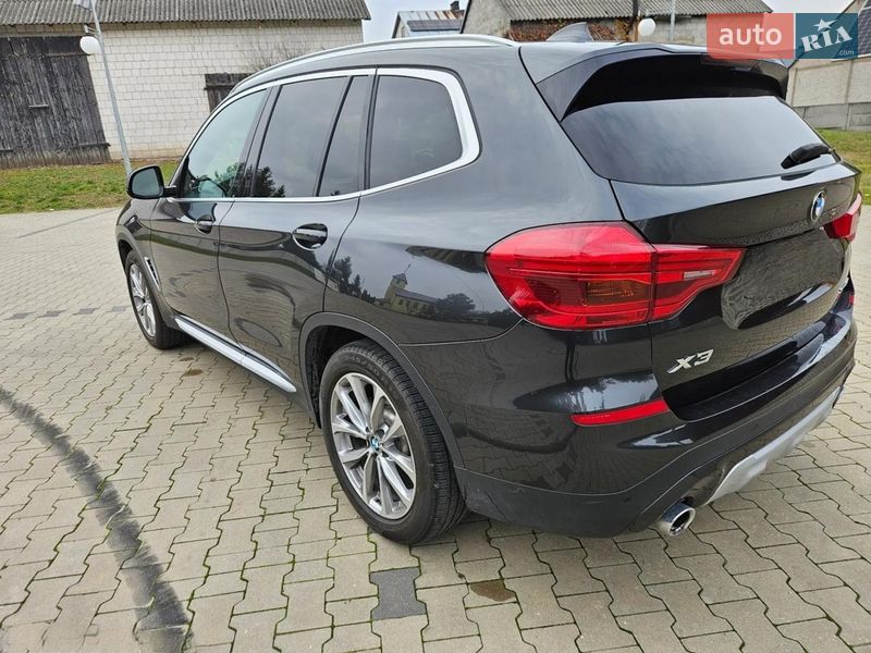 Внедорожник / Кроссовер BMW X3 2019 в Львове