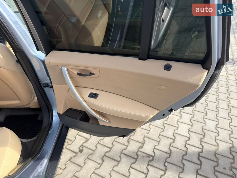 Внедорожник / Кроссовер BMW X3 2004 в Луцке