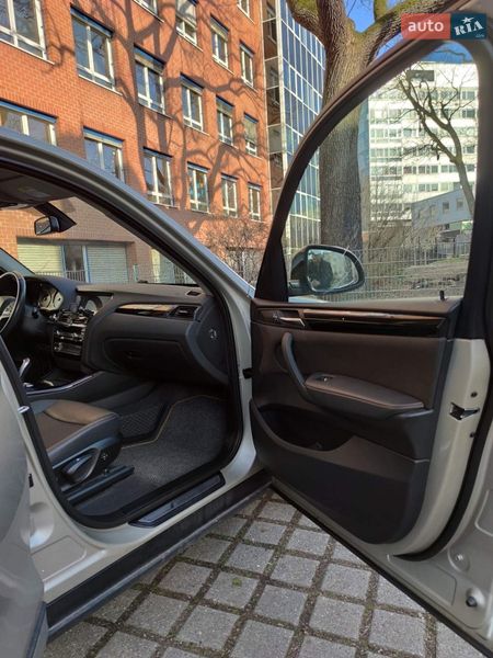 Внедорожник / Кроссовер BMW X3 2015 в Ужгороде