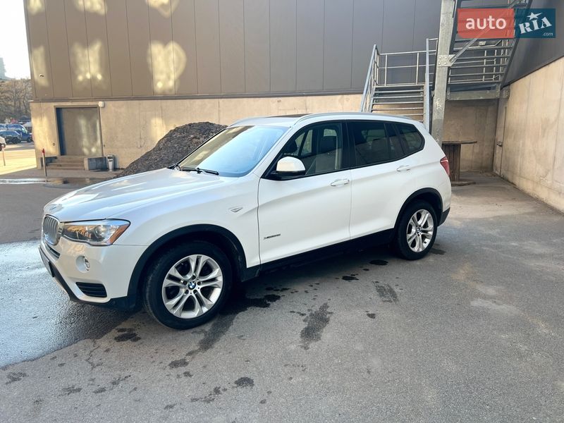 Внедорожник / Кроссовер BMW X3 2016 в Киеве