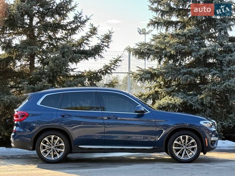 Внедорожник / Кроссовер BMW X3 2018 в Киеве