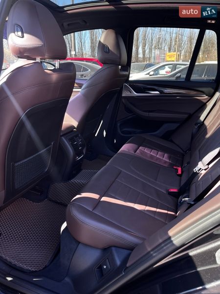 Внедорожник / Кроссовер BMW X3 2019 в Киеве